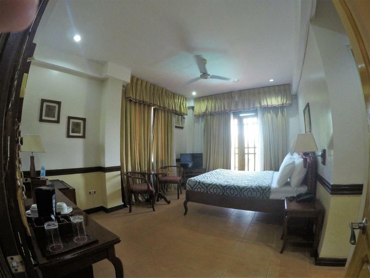 G'S Grand Resort And Convention Center Panglao Extérieur photo